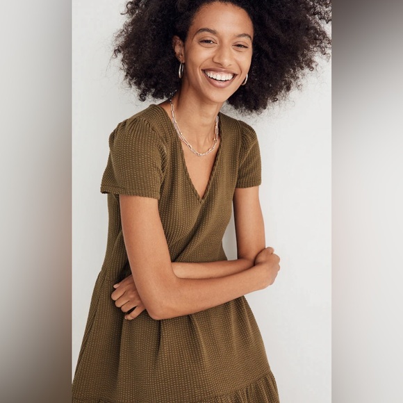 Madewell Seersucker V-Neck Midi Dress, green, small, EUC - Picture 3 of 7
